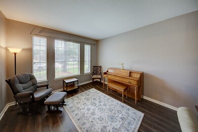 2826 Love Ct, Friendswood, TX 77546 - photo 6