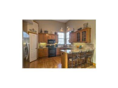 Open Vaulted Ceilings and Large Space Pefect for E