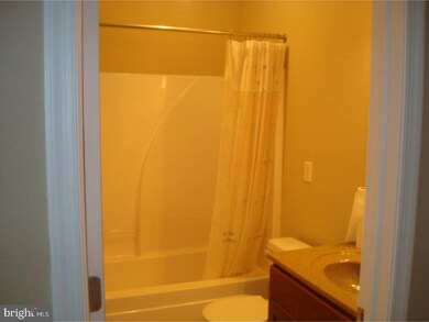 1118 Burgundy Cir, Pennsburg, PA 18073 - photo 4