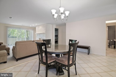 10833 Luxberry Dr, Rockville, MD 20852 - photo 7