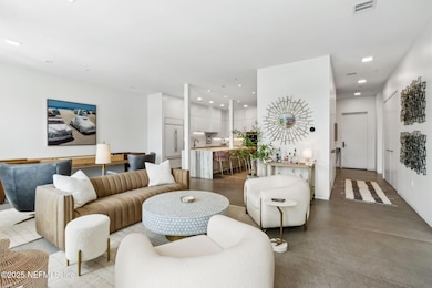 10 - 29-web-or-mls-30_19 N 5th St Unit 3