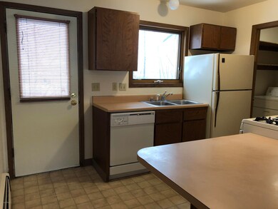 1400 Carolyn Cir unit A, Anchorage, AK 99504 - photo 3