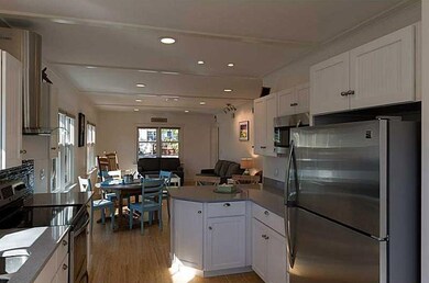 17 Boughton Rd, Newport, RI 02840 - photo 3