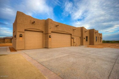 Three Car Garage