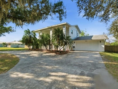 4920 Shady River Ln, Fort Myers, FL 33905 - photo 2