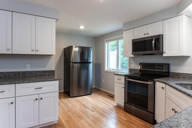 86 Walden Pond Dr, Nashua, NH 03064 - photo 6