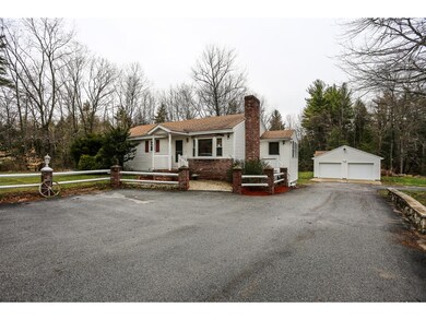 414 Deerfield Rd, Allenstown, NH 03275 - photo 2