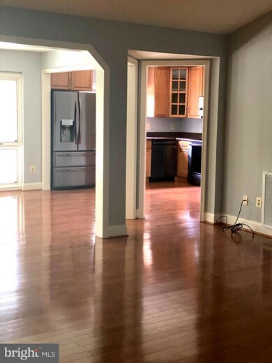 5702 Brewer House Cir unit 20112, Rockville, MD 20852 - photo 3