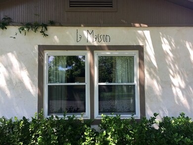 509 W Centre St, Fredericksburg, TX 78624 - photo 4