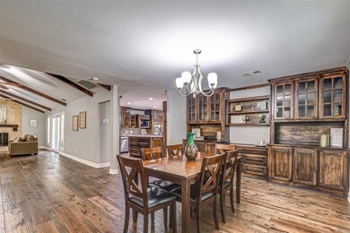 1501 Pebble Creek Dr, Euless, TX 76040 - photo 6