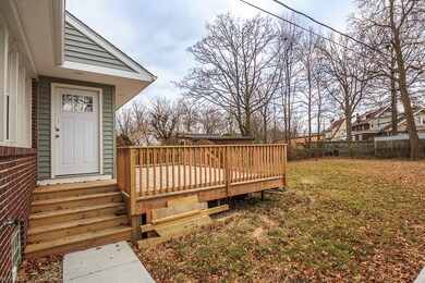 13718 Lakeshore Blvd, Bratenahl, OH 44108 - photo 5