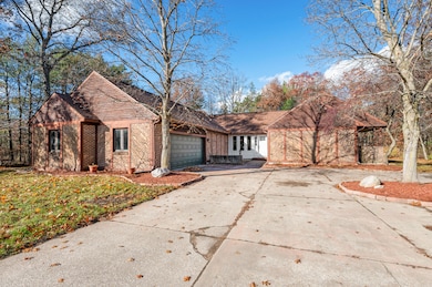 14154-RubyLane-BR-49