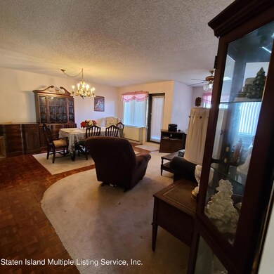 Chestnut Hill at Essex Park unit 3D, Staten Island, NY 10314 - photo 4