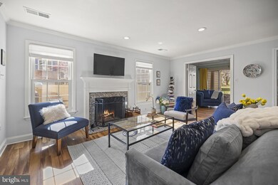 5711 Mayfair Manor Dr, Rockville, MD 20852 - photo 7