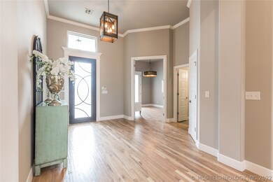 3821 W Van Buren St, Broken Arrow, OK 74011 - photo 3