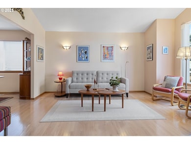 Living Room/Dining Room