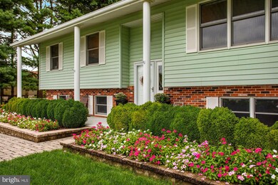 7073 Bridle Ct, Sykesville, MD 21784 - photo 5