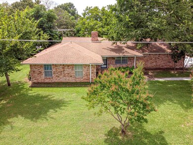 8120 Newman Dr, North Richland Hills, TX 76180 - photo 3