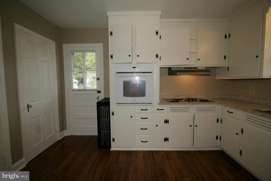 11215 Marbern Rd, Hagerstown, MD 21740 - photo 4