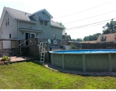 26 Lorenzo St, Springfield, MA 01109 - photo 3