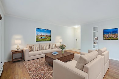 10_interior - living room.jpg