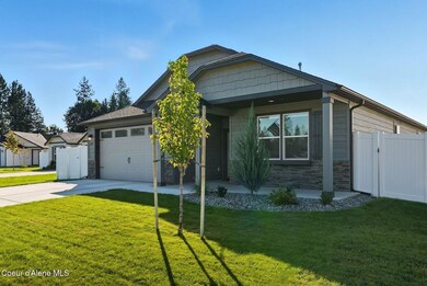 2_Inside-Spokane-Hadley-2