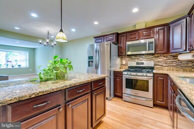 3048 Winter Pine Ct, Fairfax, VA 22031 - photo 7