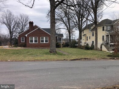 2336 Highland Ave, Falls Church, VA 22046 - photo 4