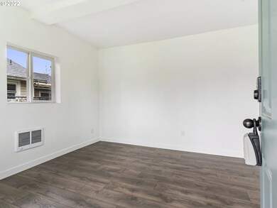 3048 Dover St, Longview, WA 98632 - photo 4