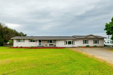 18996 140th St, Columbus Junction, IA 52738 - photo 2