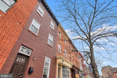 210 W Read St, Baltimore, MD 21201 - photo 2