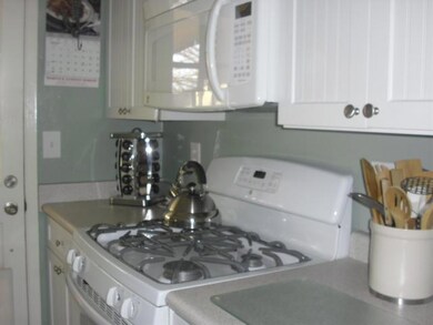 1503 Vanderbilt Dr, El Paso, TX 79935 - photo 2