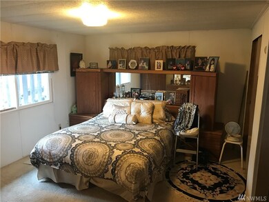 24313 24th Ave S, Des Moines, WA 98198 - photo 4