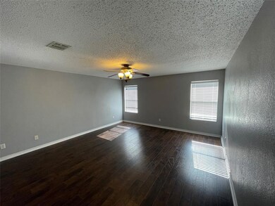 8513 Swan Park Dr, Denton, TX 76210 - photo 2
