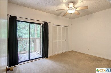 1013 Chestnut St unit B-1, San Marcos, TX 78666 - photo 4