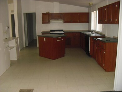 5810 Melissa St, Farmington, NM 87401 - photo 6