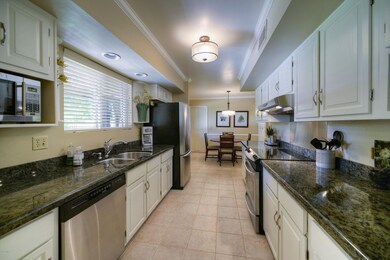 006_Kitchen