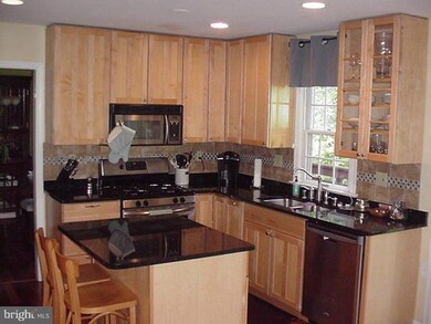 5974 Camelback Ln, Columbia, MD 21045 - photo 5