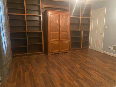 208 E Race St, Portland, IN 47371 - photo 3