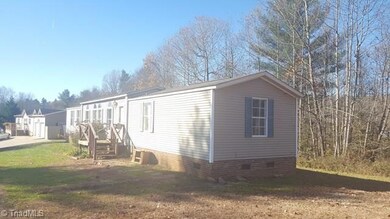 236 Dockery Rd, Purlear, NC 28665 - photo 2