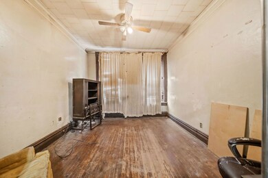 2236 W 19th St, Chicago, IL 60608 - photo 4