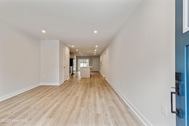 2084 NW Parow Ln NW unit E, Calabash, NC 28467 - photo 4