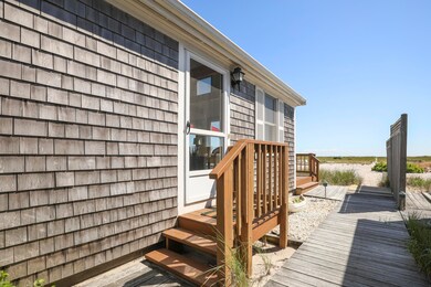 000-photo-front-view-8420061