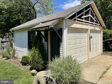 8 Montgomery Ave unit 1, Glenside, PA 19038 - photo 7