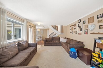 3 Manor House Ln unit 3, Uxbridge, MA 01569 - photo 6