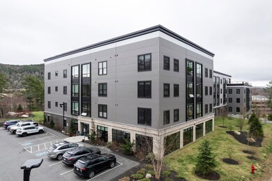 Treetops unit 210, Lebanon, NH 03766 - photo 3