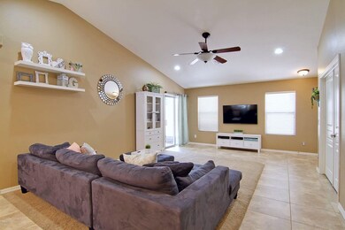 LivingRm_0307