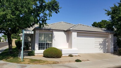 15810 Exterior