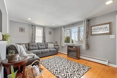 257 Forest St, Methuen, MA 01844 - photo 4