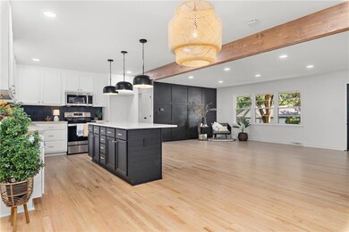 908 NW Kabel St, Blue Springs, MO 64015 - photo 6